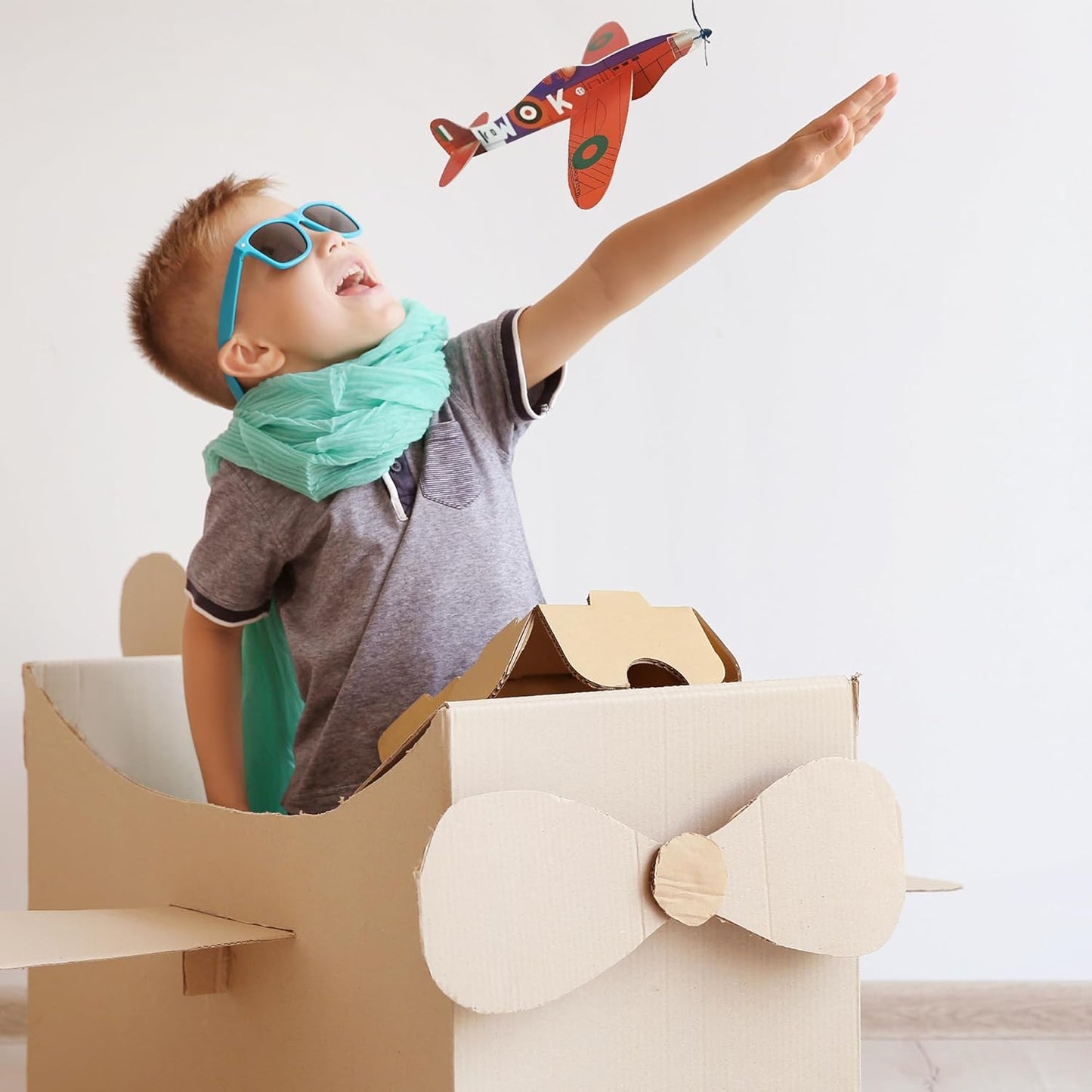HiFEN® 24 Pack Jet Fighter Plane Gliders (20cm) – Assorted Designs Kids Party Toys & Bag Fillers